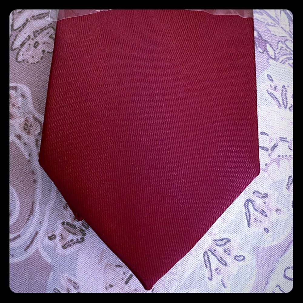 🍭3/25🍭Burgundy Handmade 💯% Silk Tie